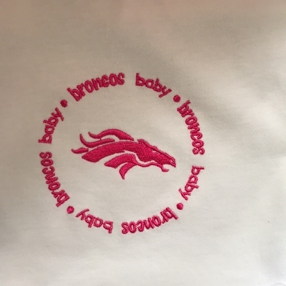 4/$25 NEW Baby broncos NFL fan Denver broncos baby fanatic - Picture 4 of 10